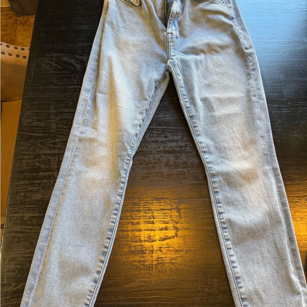 7 for All Mankind denim the high waist ankle skinny size 28